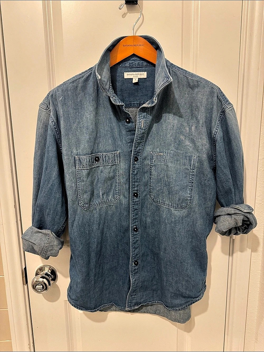 Banana Republic Denim Button Down Shirt Blue Small